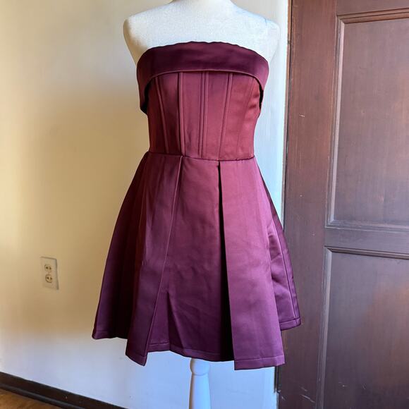 FASHION NOVA | Definitely Darling Burgundy Satin Corset Cocktail Dress | Medium - Picture 1 of 8